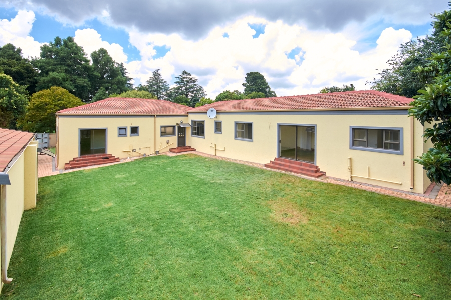 To Let 4 Bedroom Property for Rent in Discovery Gauteng