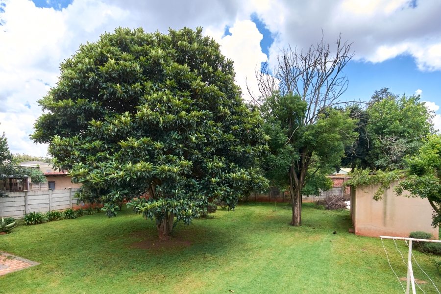 To Let 4 Bedroom Property for Rent in Discovery Gauteng