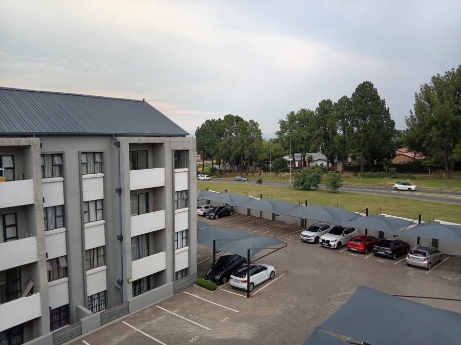 2 Bedroom Property for Sale in Halfway Gardens Gauteng