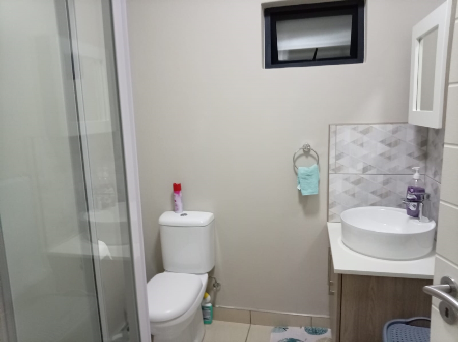 2 Bedroom Property for Sale in Halfway Gardens Gauteng