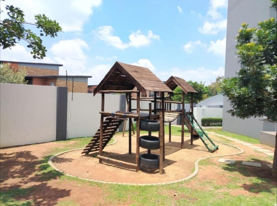 2 Bedroom Property for Sale in Halfway Gardens Gauteng