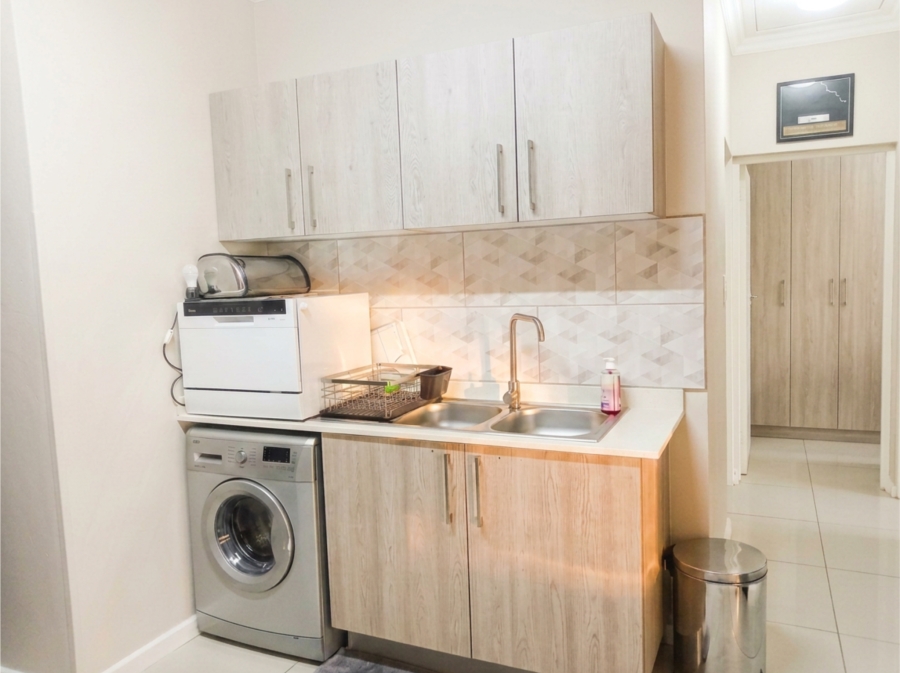 2 Bedroom Property for Sale in Halfway Gardens Gauteng