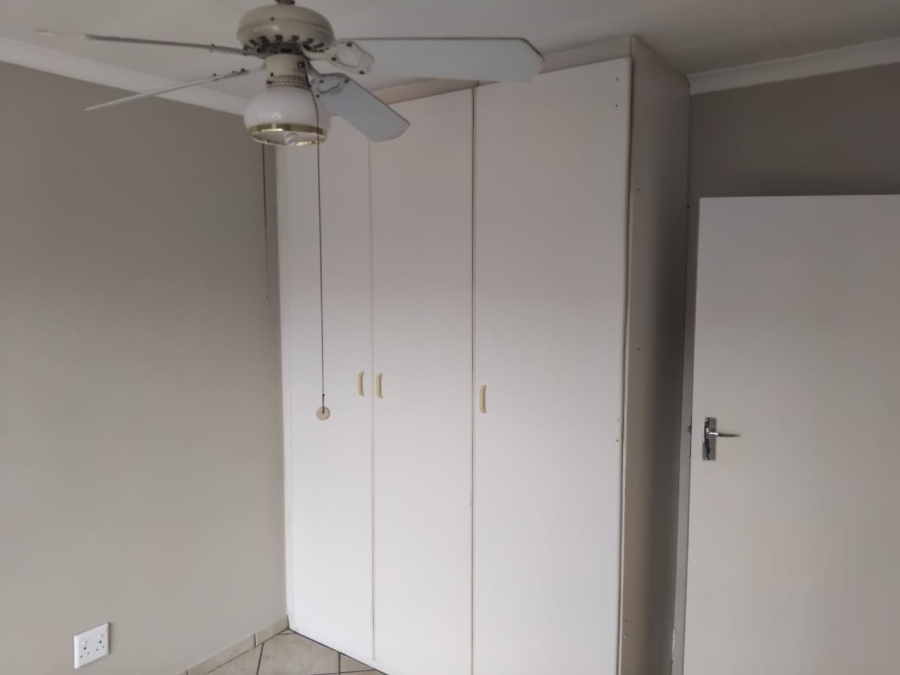 3 Bedroom Property for Sale in Birchleigh Gauteng