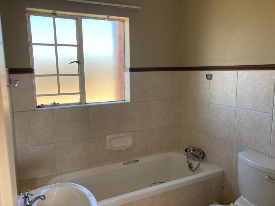 2 Bedroom Property for Sale in Equestria Gauteng