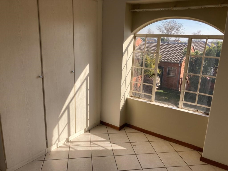 2 Bedroom Property for Sale in Equestria Gauteng