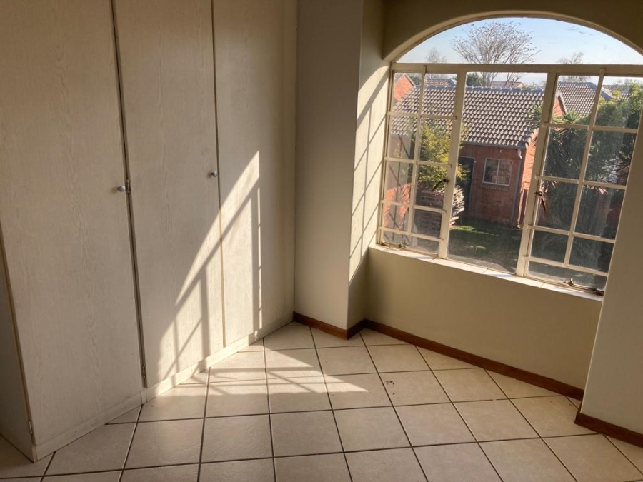 2 Bedroom Property for Sale in Equestria Gauteng