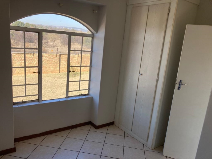 2 Bedroom Property for Sale in Equestria Gauteng