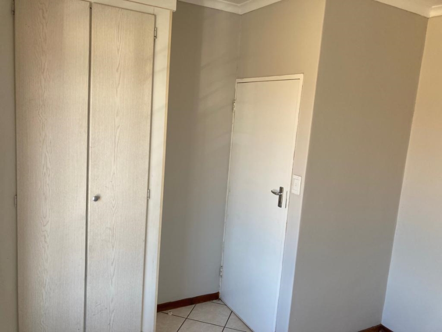 2 Bedroom Property for Sale in Equestria Gauteng