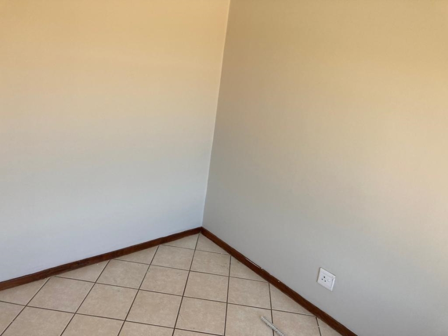 2 Bedroom Property for Sale in Equestria Gauteng