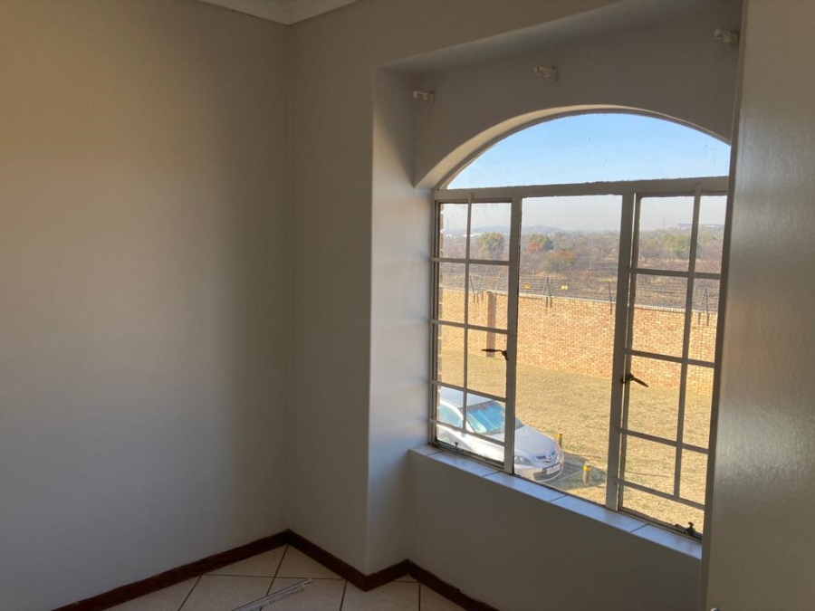 2 Bedroom Property for Sale in Equestria Gauteng