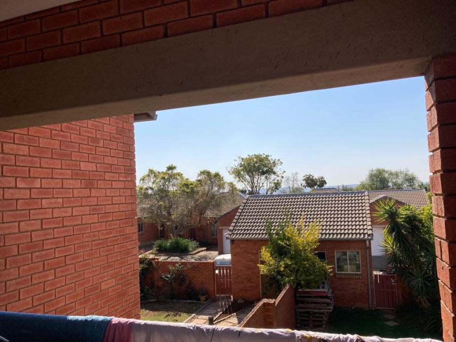 2 Bedroom Property for Sale in Equestria Gauteng