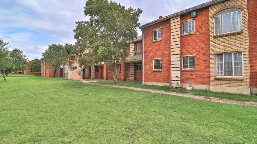 2 Bedroom Property for Sale in Equestria Gauteng