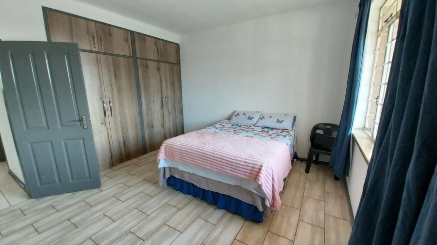 2 Bedroom Property for Sale in Raceview Gauteng