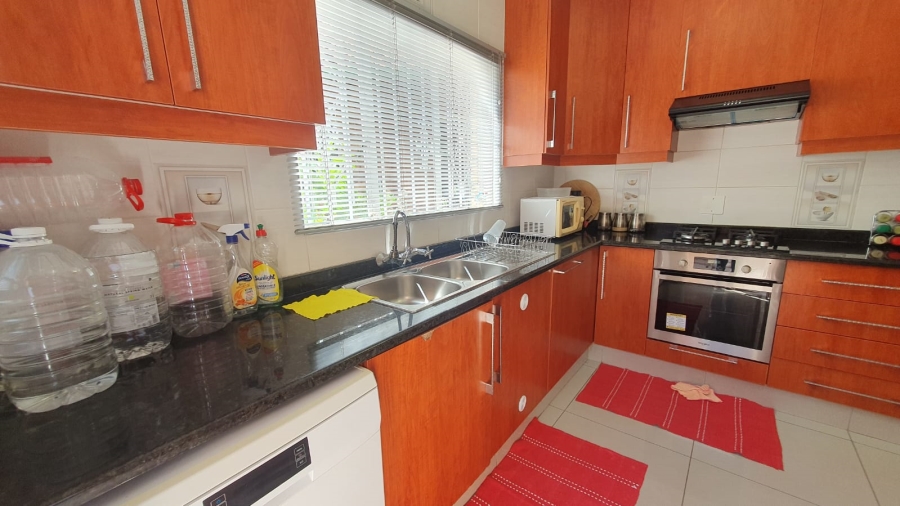 3 Bedroom Property for Sale in Bassonia Gauteng