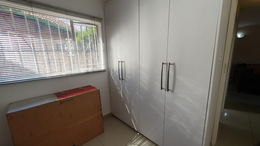 3 Bedroom Property for Sale in Bassonia Gauteng