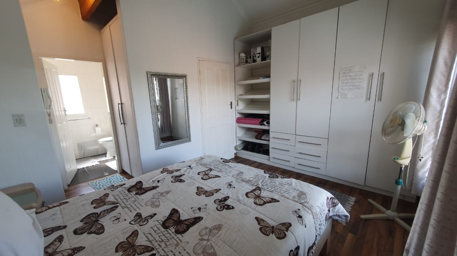 3 Bedroom Property for Sale in Bassonia Gauteng