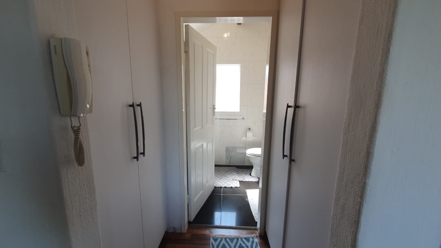 3 Bedroom Property for Sale in Bassonia Gauteng