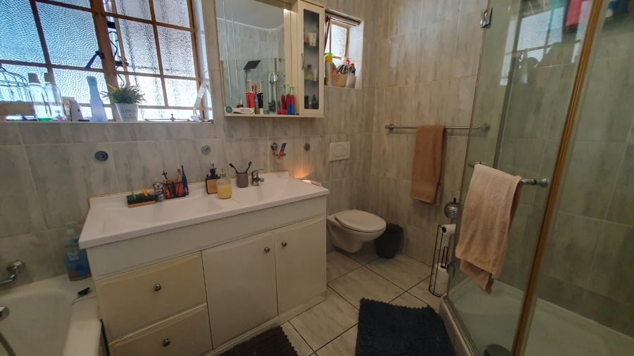 4 Bedroom Property for Sale in Rewlatch Gauteng