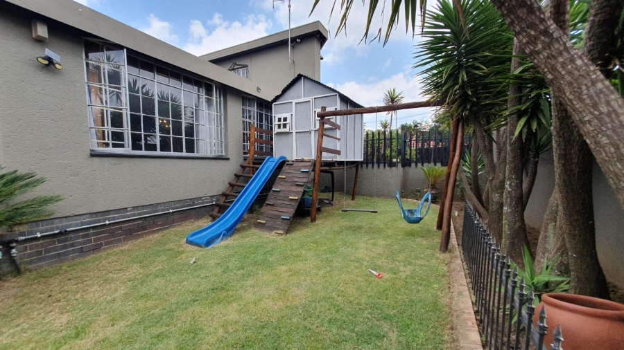 4 Bedroom Property for Sale in Rewlatch Gauteng