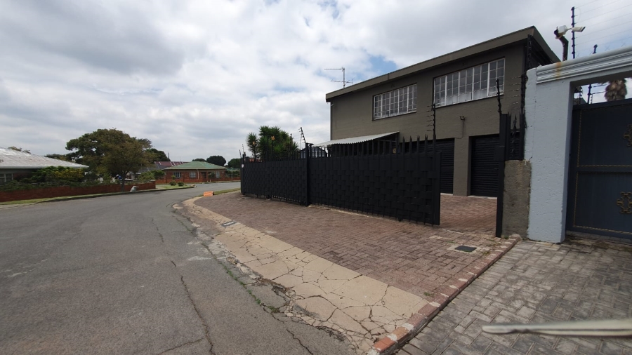 4 Bedroom Property for Sale in Rewlatch Gauteng