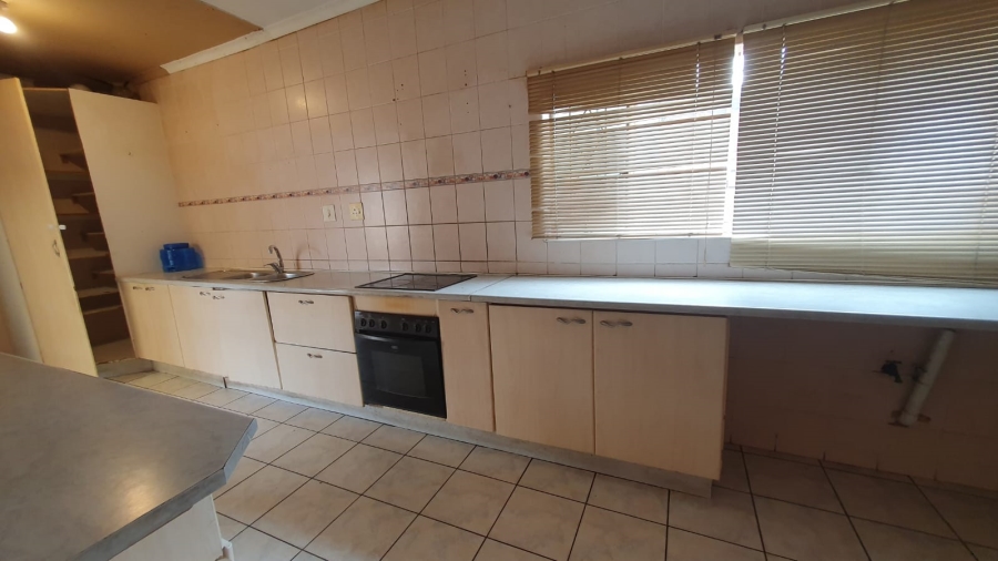 4 Bedroom Property for Sale in Roseacre Gauteng