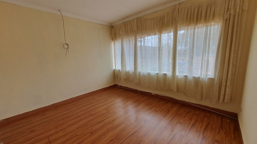 4 Bedroom Property for Sale in Roseacre Gauteng