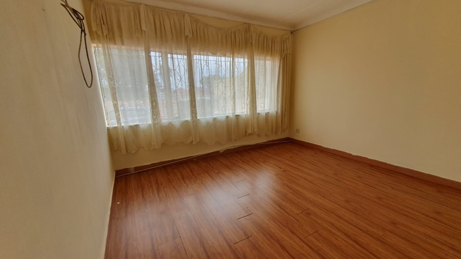 4 Bedroom Property for Sale in Roseacre Gauteng