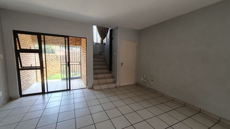 2 Bedroom Property for Sale in Florentia Gauteng