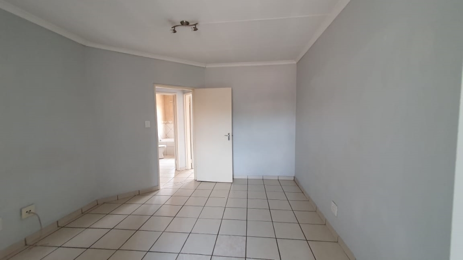 2 Bedroom Property for Sale in Florentia Gauteng