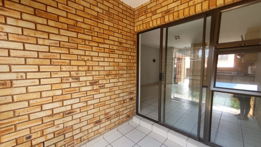 2 Bedroom Property for Sale in Florentia Gauteng