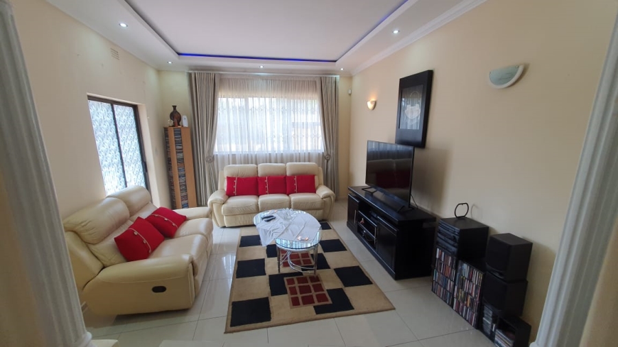 4 Bedroom Property for Sale in Lambton Gauteng