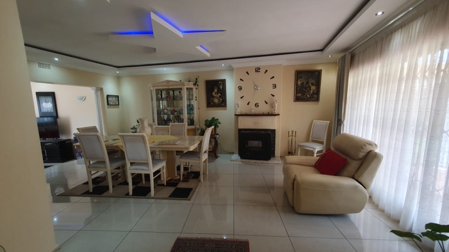 4 Bedroom Property for Sale in Lambton Gauteng