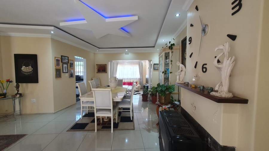 4 Bedroom Property for Sale in Lambton Gauteng