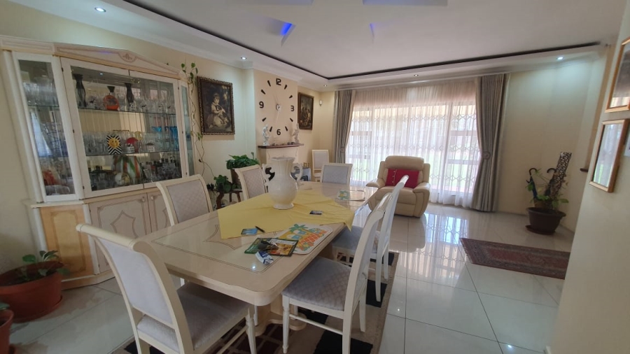 4 Bedroom Property for Sale in Lambton Gauteng