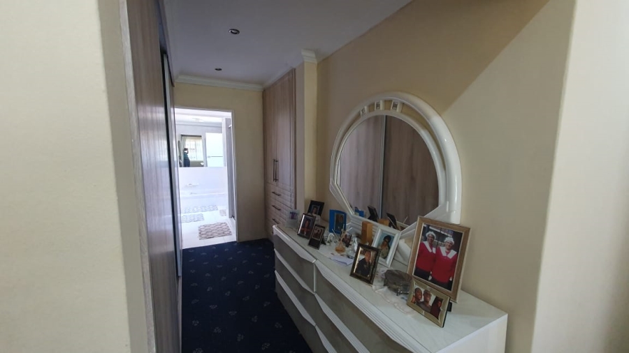 4 Bedroom Property for Sale in Lambton Gauteng