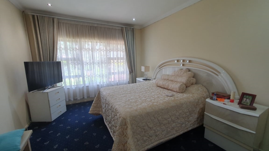 4 Bedroom Property for Sale in Lambton Gauteng