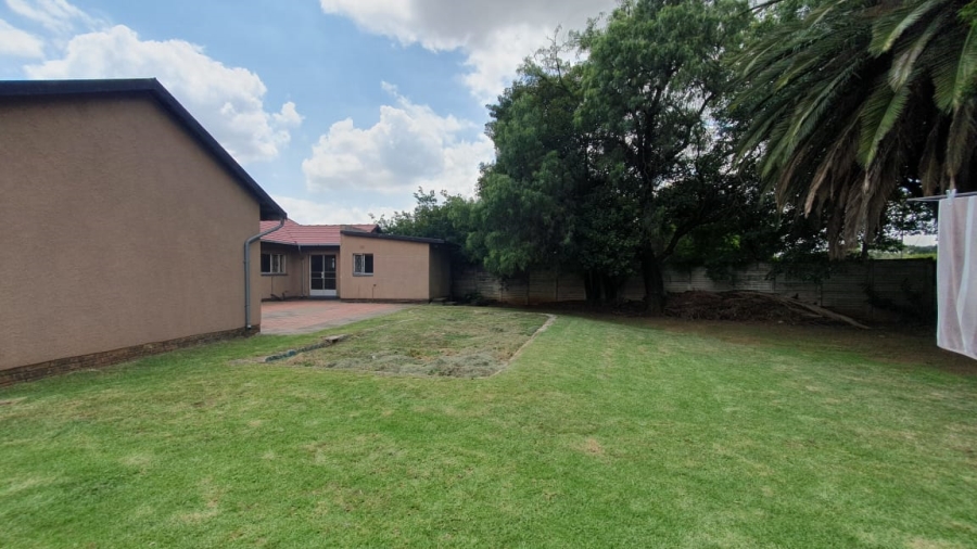 4 Bedroom Property for Sale in Lambton Gauteng