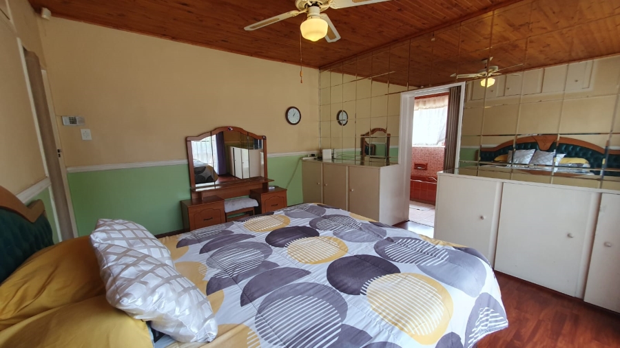 6 Bedroom Property for Sale in Rewlatch Gauteng