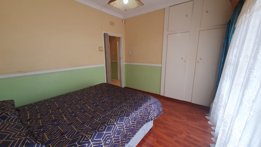 6 Bedroom Property for Sale in Rewlatch Gauteng