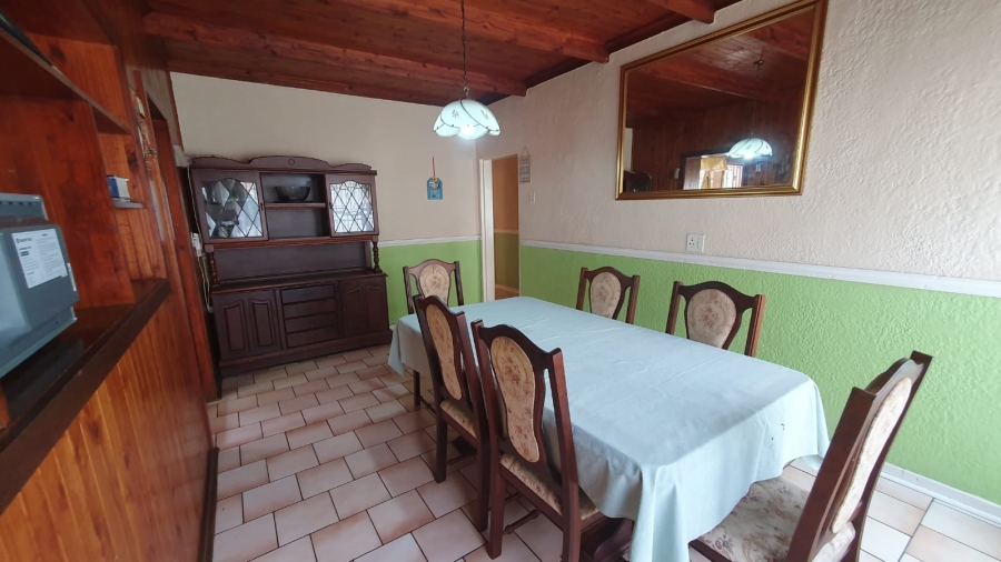 6 Bedroom Property for Sale in Rewlatch Gauteng