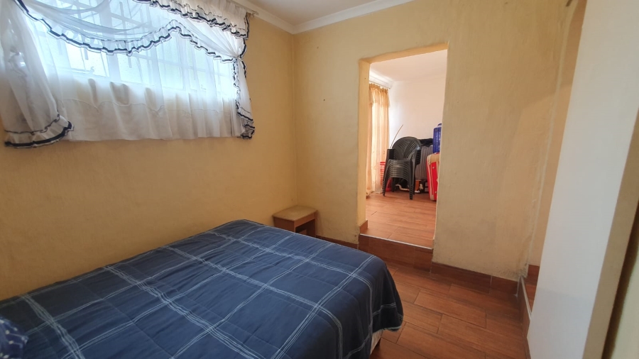 6 Bedroom Property for Sale in Rewlatch Gauteng