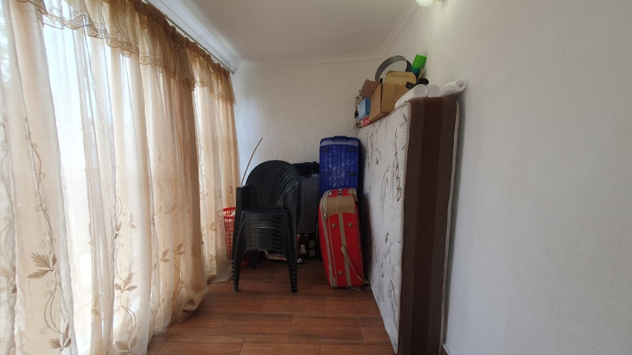 6 Bedroom Property for Sale in Rewlatch Gauteng