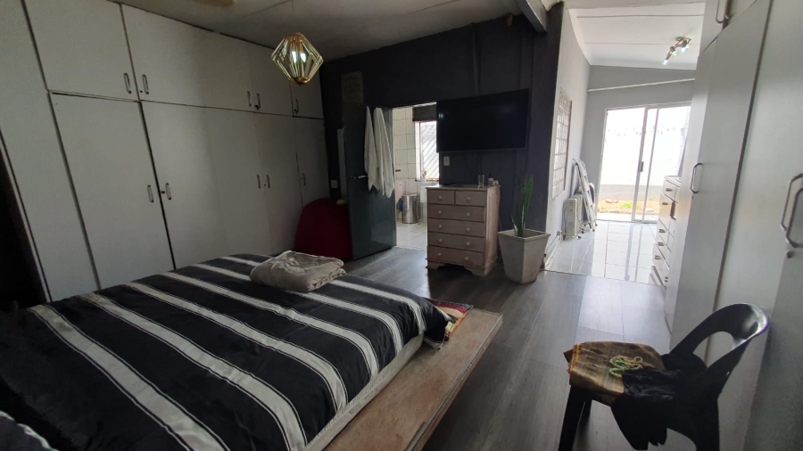 4 Bedroom Property for Sale in Rewlatch Gauteng