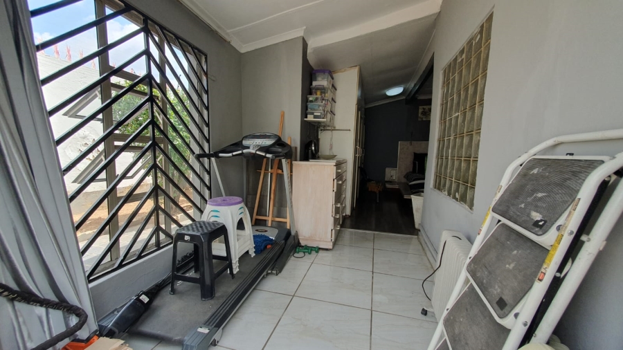 4 Bedroom Property for Sale in Rewlatch Gauteng