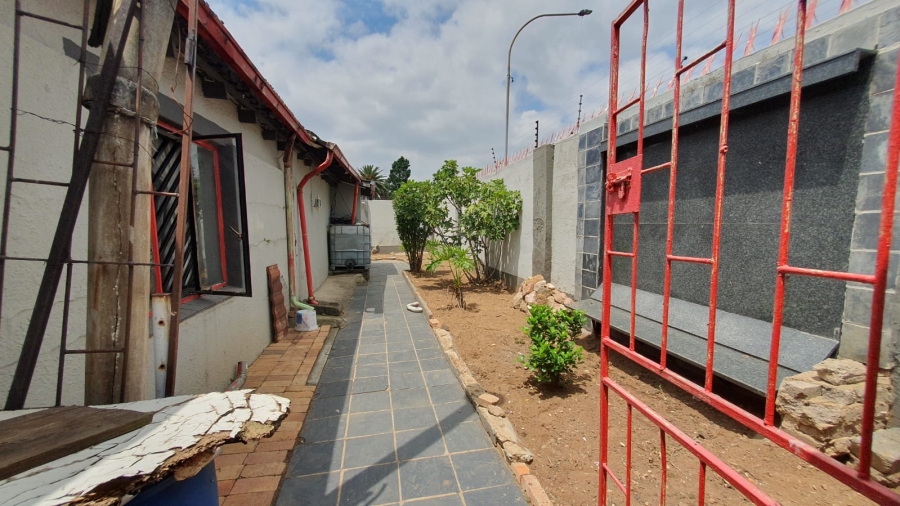 4 Bedroom Property for Sale in Rewlatch Gauteng