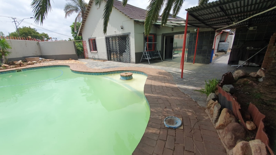4 Bedroom Property for Sale in Rewlatch Gauteng