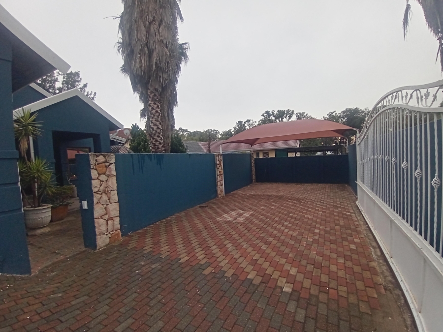 4 Bedroom Property for Sale in Randhart Gauteng