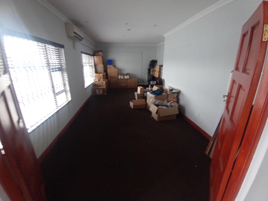 9 Bedroom Property for Sale in New Redruth Gauteng