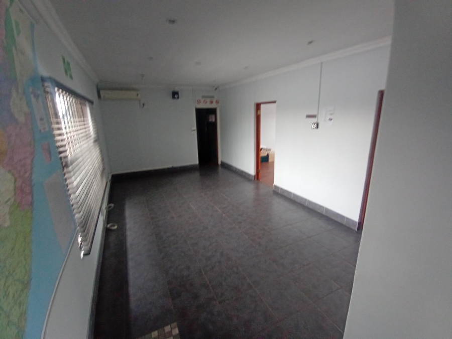 9 Bedroom Property for Sale in New Redruth Gauteng