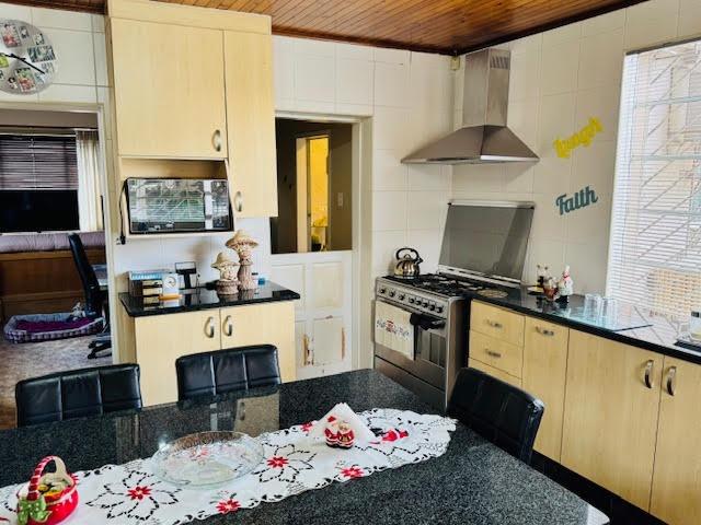 4 Bedroom Property for Sale in Regents Park Gauteng